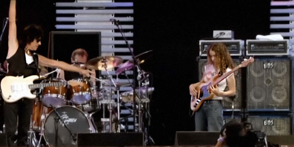 Tal Wilkenfeld screenshot from the famous video with Jeff Beck at the Crossroads festival 2007, backed by 4x EBS ProLine 410 cabinets.